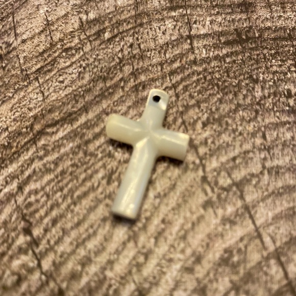 Handmade Jewelry - Mother of Pearl Cross Pendant